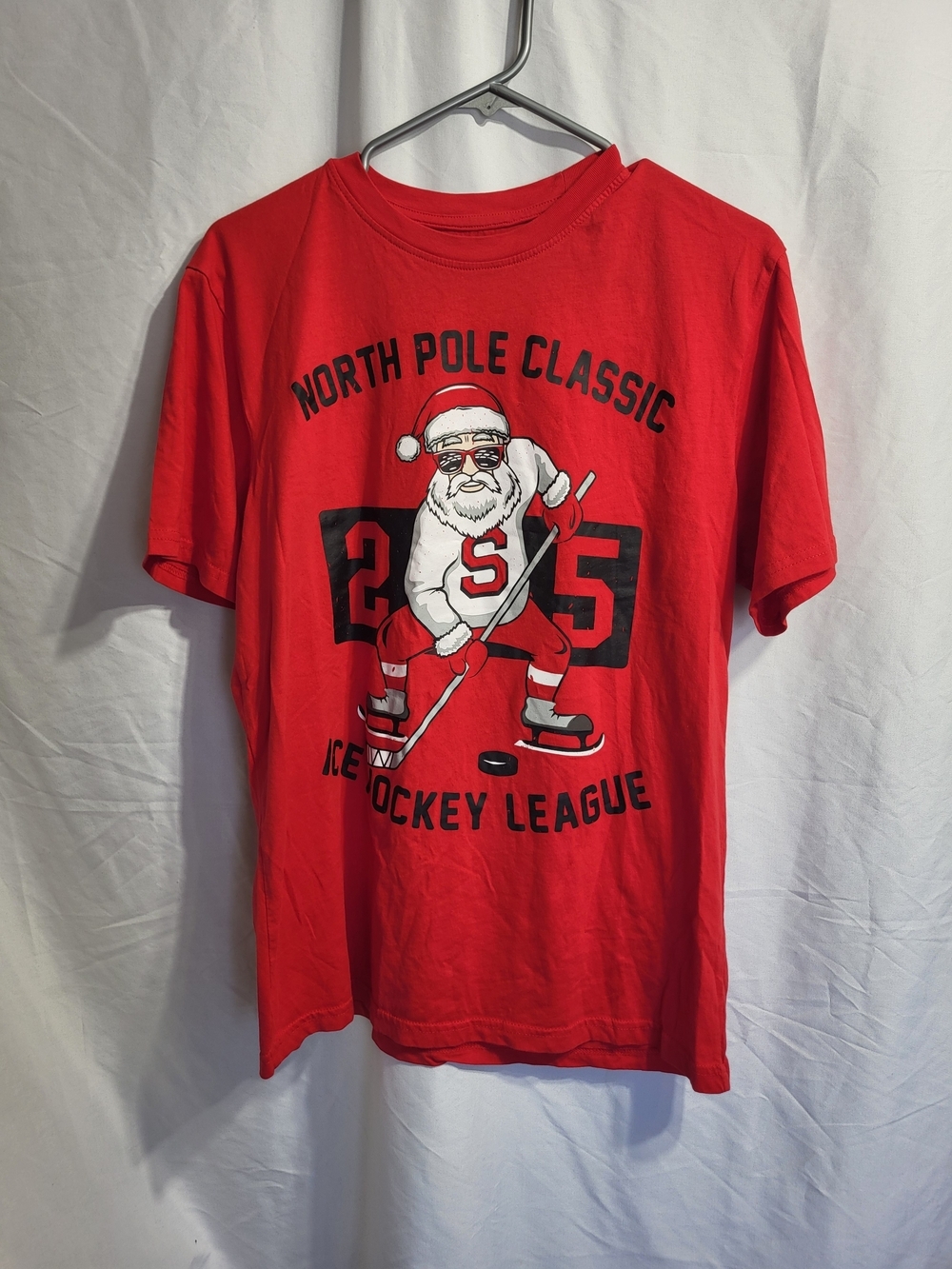 North Pole Classic Ice Hockey League Graphic Tee - Red, Size Medium